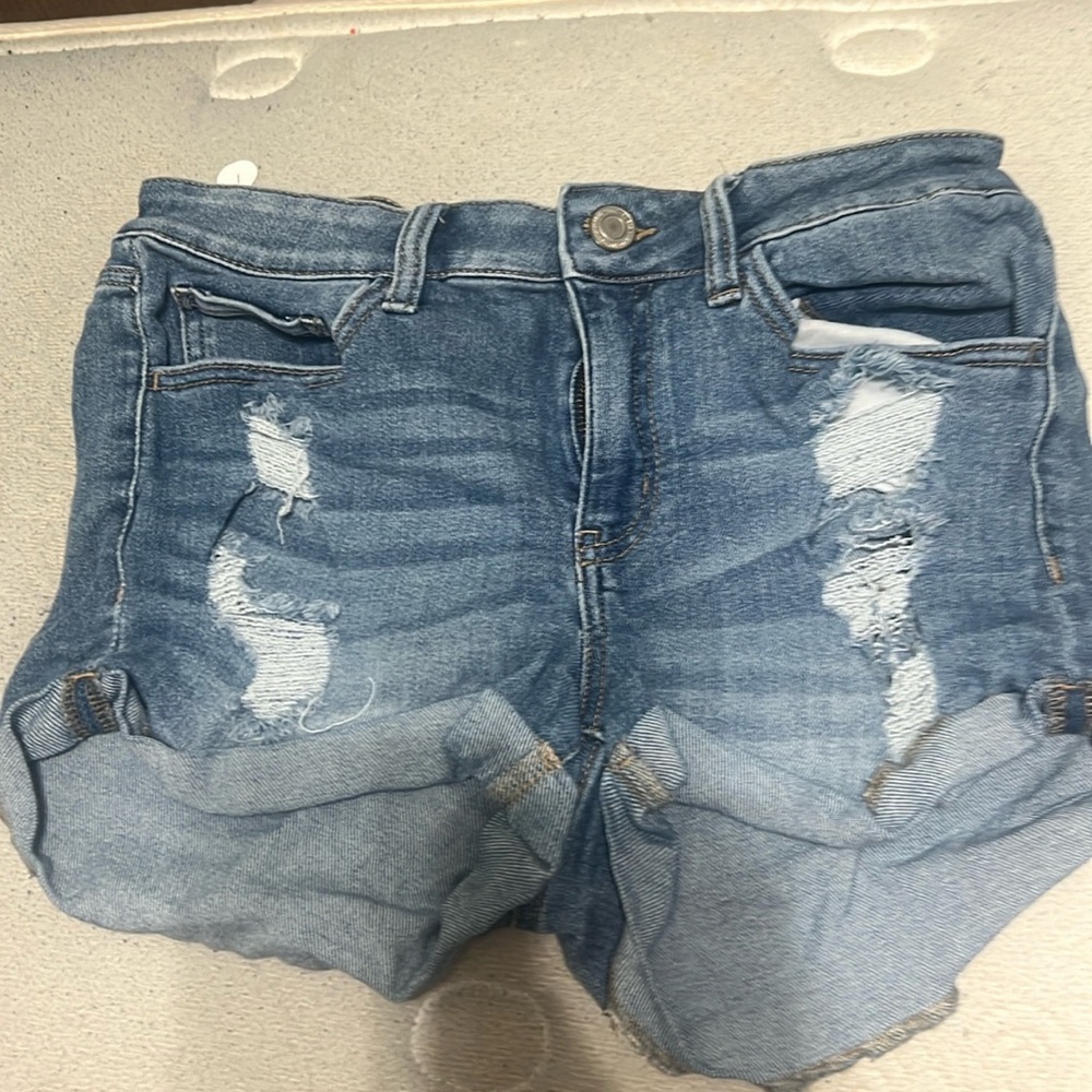 Ripped jeans shorts